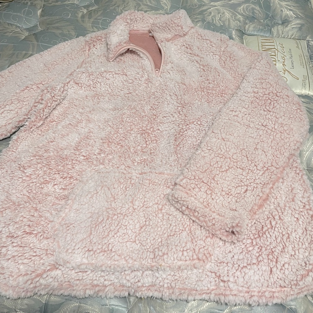 Long-sleeve pink Sherpa jacket